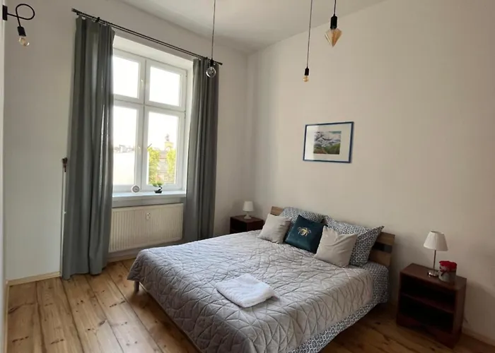 Przy Piotrkowskiej * לודז'